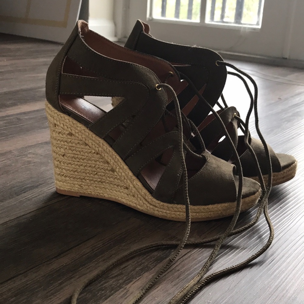 Brand new H&M wedges